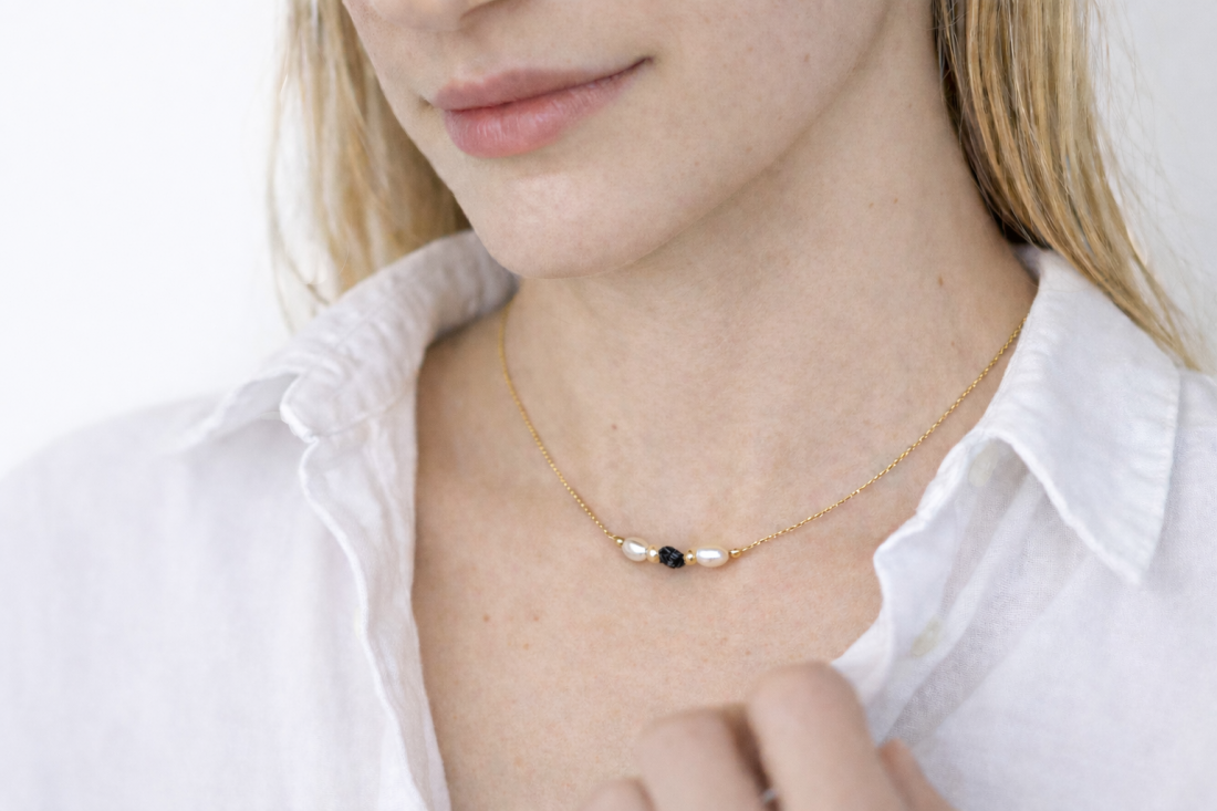 Černý diamant a perly